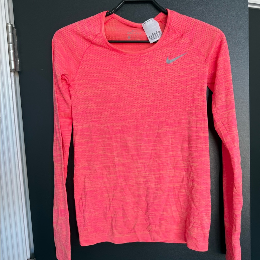 NIKE Dri-Fit Long Sleeve Neon Pink Shirt, Size XS